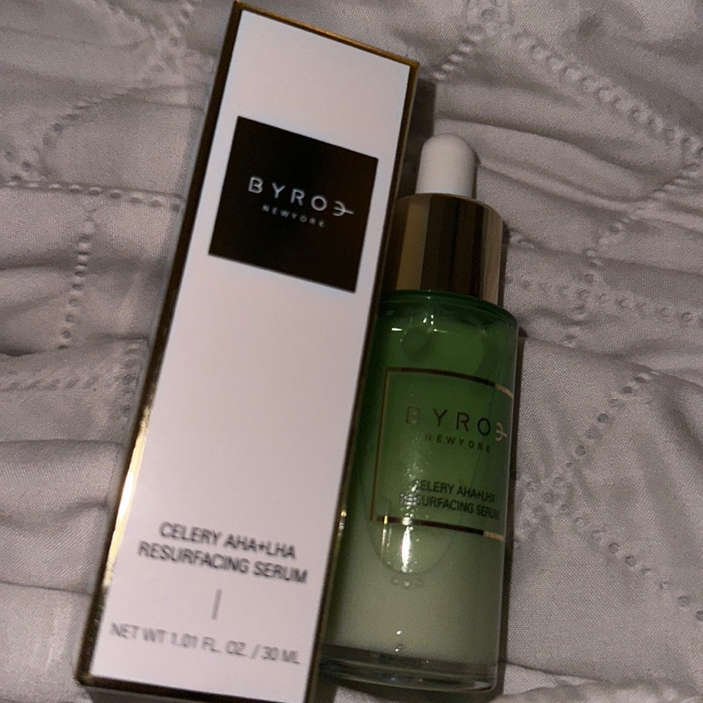Byroe- Celery AHA+LHA Resurfacing Serum